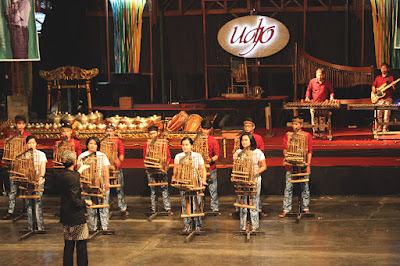 Tempat Wisata Budaya Terpopuler di Bandung 7 Tempat Wisata Budaya Terpopuler di Bandung untuk Wisatawan